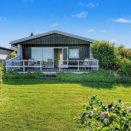 Edla - 35m From The Sea By Interhome * Frorup
